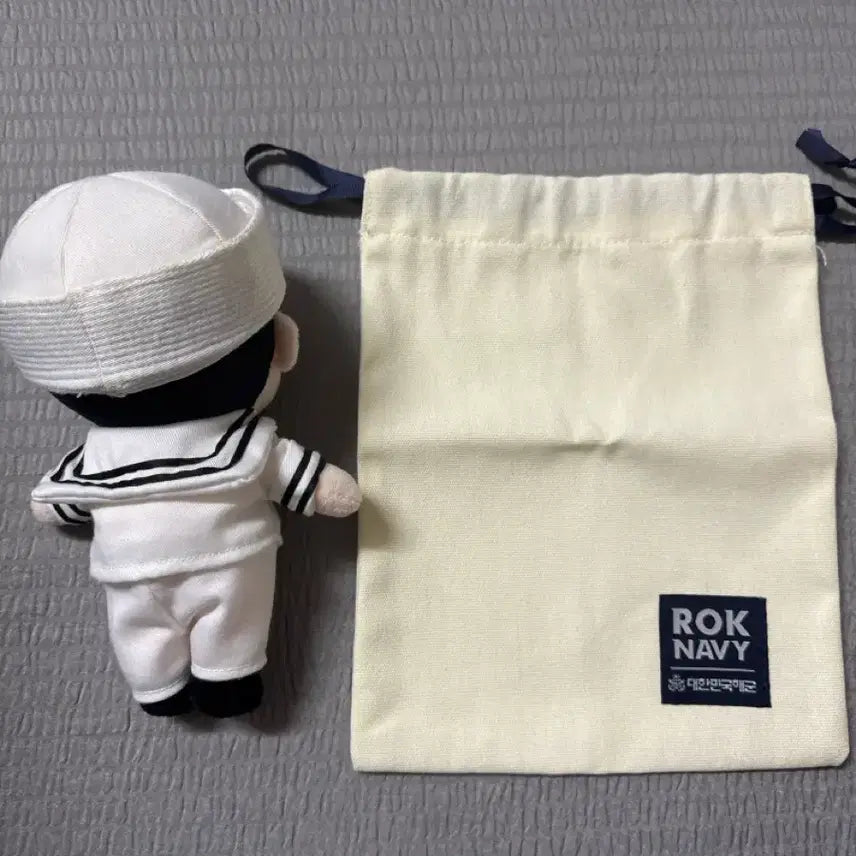 [BUNJANG] Le Sserafim Yunjin Character Doll / 이나비 캐릭터 인형