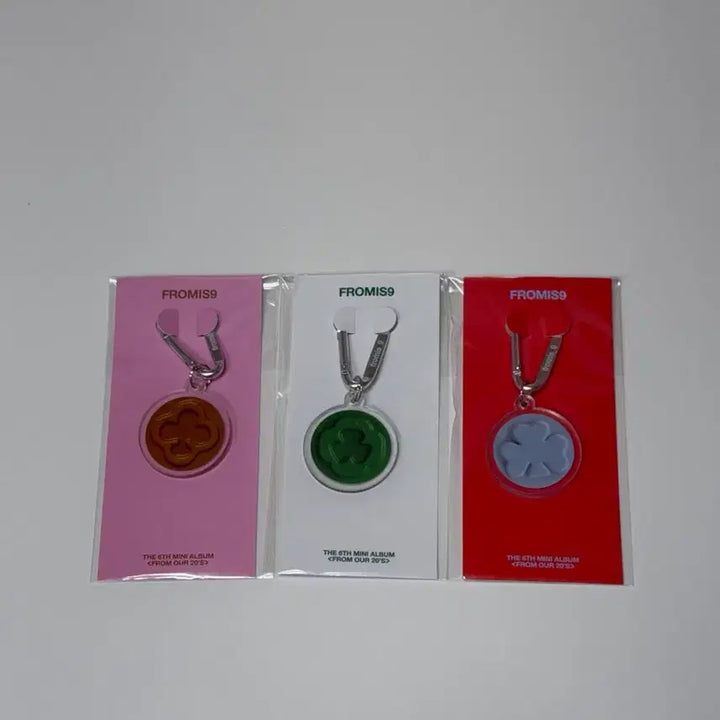 [BUNJANG] Fromis_9 Acrylic Keyring / [미개봉] 프로미스나인 아크릴 키링 CD ACRYLIC KEYRING