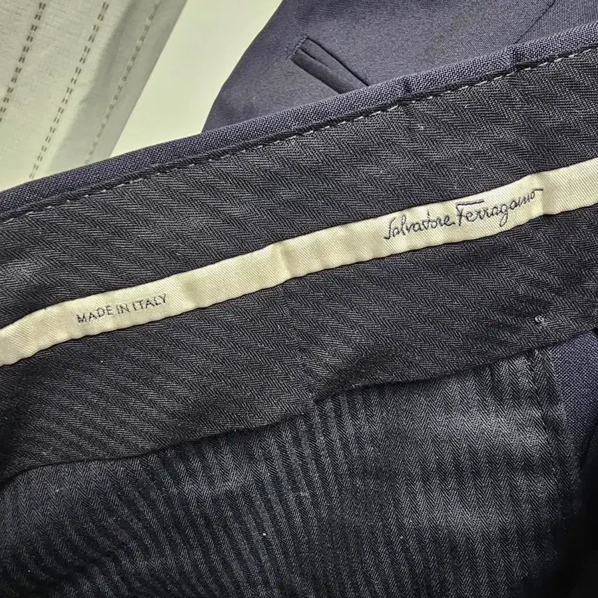 [BUNJANG] Ferragamo Men's Wool Pants / 새상품 페라가모 남성 팬츠(국내 매장판)