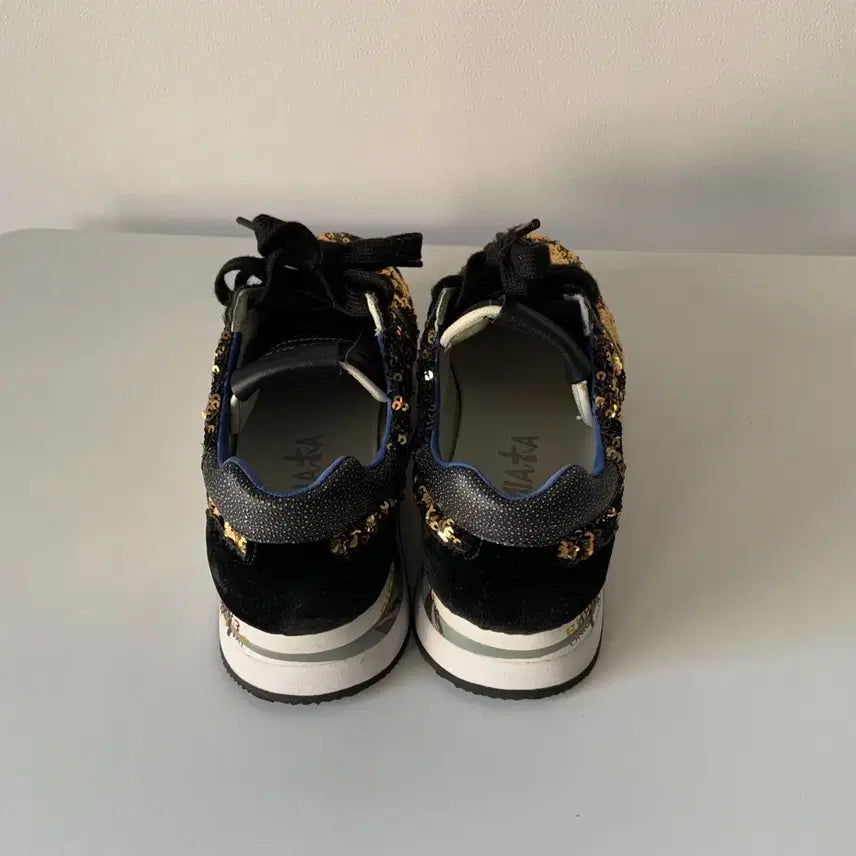 [BUNJANG] Premiata Sequin Sneakers / 220 프리미아타 스팽글 운동화 블랙/골드