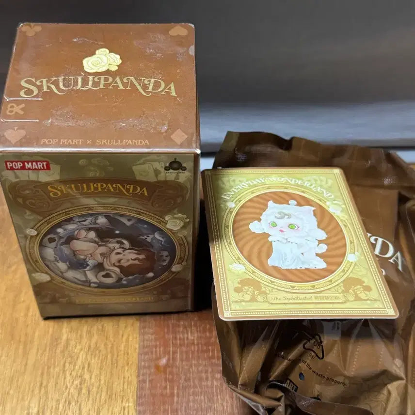 [BUNJANG] Popmart Skullpanda Wonderland Bundle Set / 팝마트 스컬판다 원더랜드 (불안한, 교양있는) 일괄
