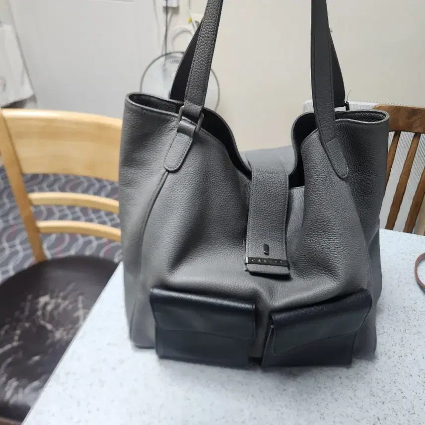 [BUNJANG] H Department Store Handbag Bundle Set / 가방5개 1번 H백화점구매 2번딸이쓰던거 3번천가방세개