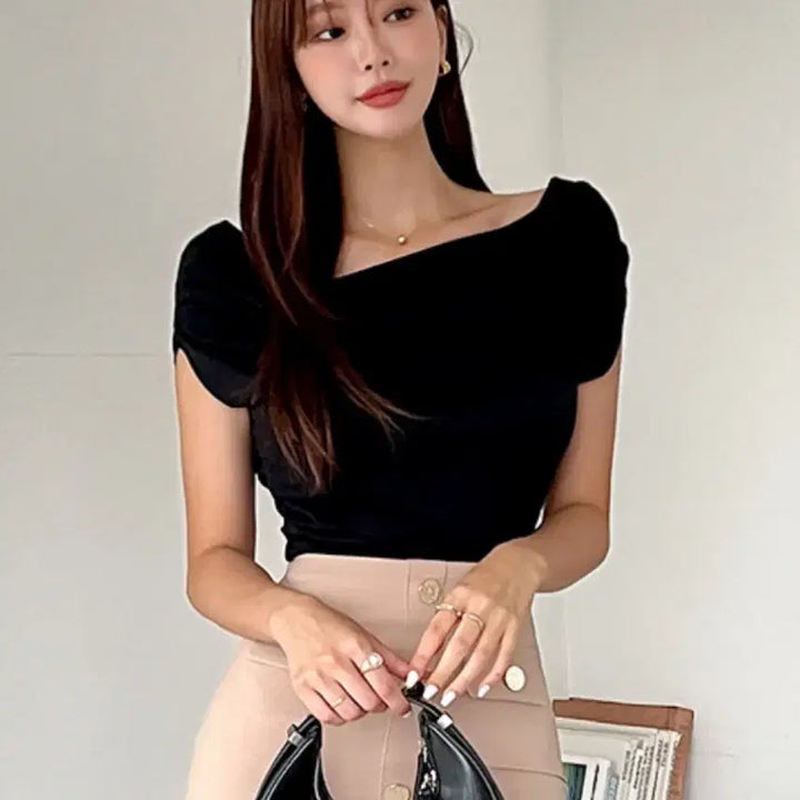 [BUNJANG] Off-Shoulder Tank Top / 드레이프 오프숄더 나시탑