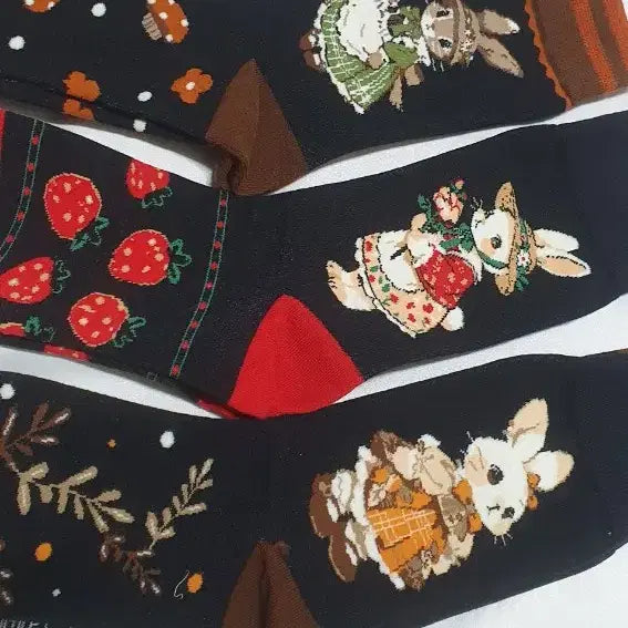[BUNJANG] Animal Pattern Socks / 개당가격이예요~ 브라운 블랙 레드 동물패턴 토끼 버섯 딸기 양말