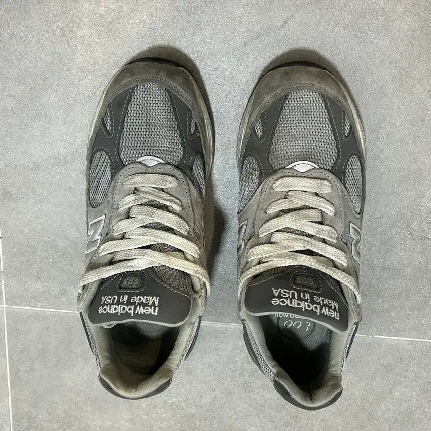 [BUNJANG] New Balance 993 Gray Suede Sneakers / 뉴발란스 993 그레이 MADE USA 스웨이드 운동화 MR993GL