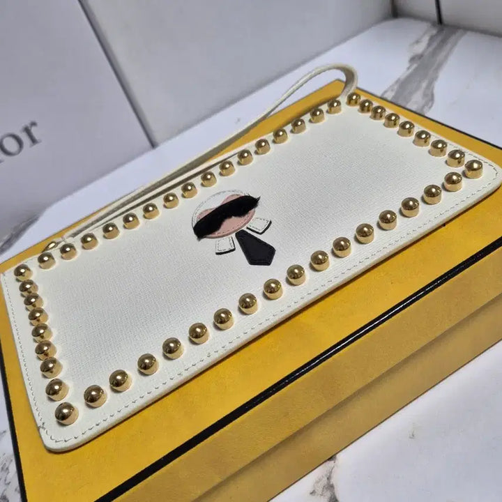 [BUNJANG] Fendi Karlito Leather Clutch Bag / (정품) 펜디 칼리토 스터드 가죽 클러치백