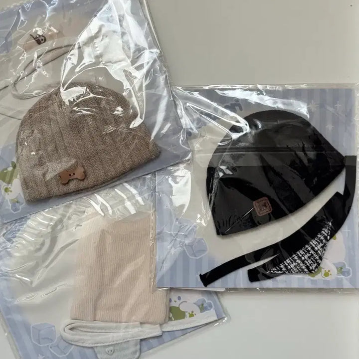 [BUNJANG] 10cm Doll Outfit Beanie Hat & Bib Set / (3종 일괄)10cm 인형옷 모자 비니+턱받이 새상품