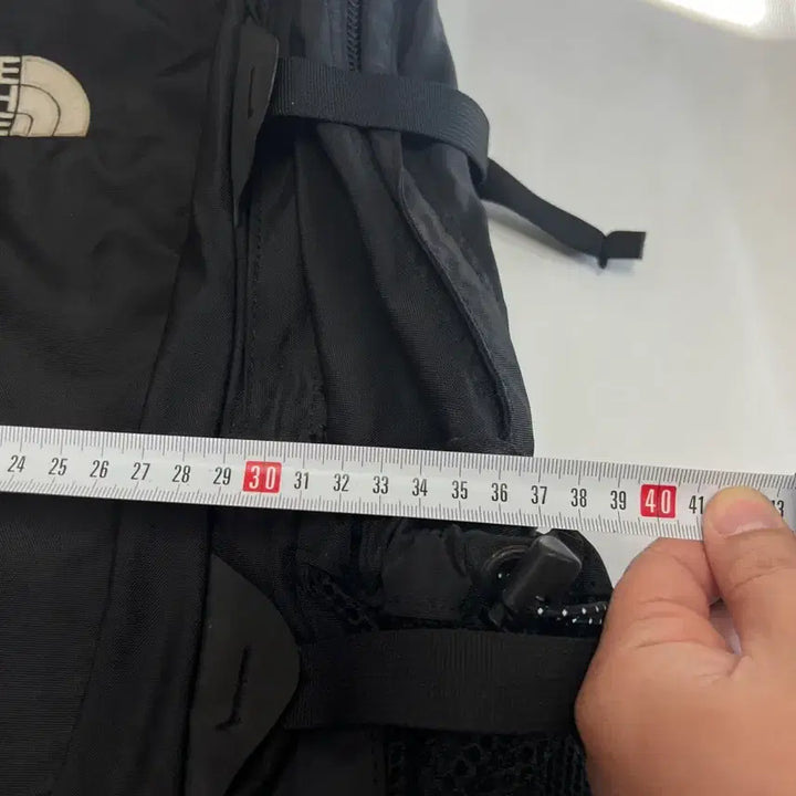 [BUNJANG] The North Face Hot Shot Black Backpack 30L / [정품/30L] 노스페이스 핫샷 블랙 백팩 가방