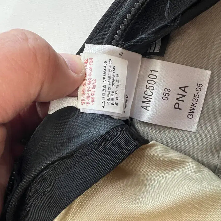 [BUNJANG] The North Face Hot Shot Black Backpack 30L / [정품/30L] 노스페이스 핫샷 블랙 백팩 가방