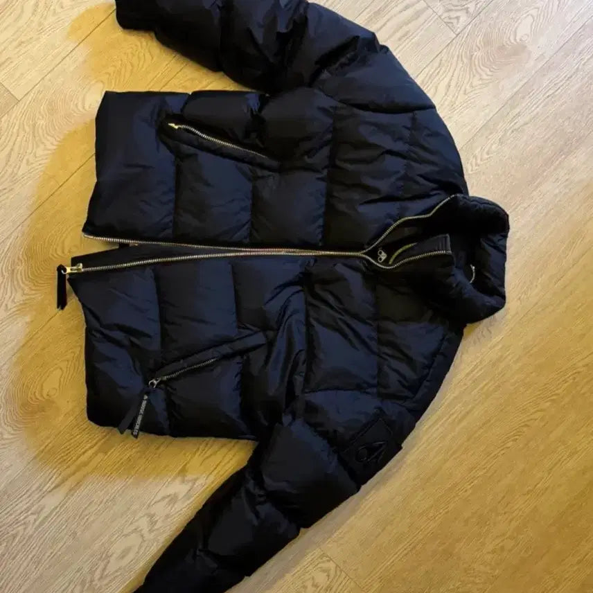 [BUNJANG] Moose Knuckles Mazeno Short Puffer Jacket / 무스너클 숏패딩 눕시
