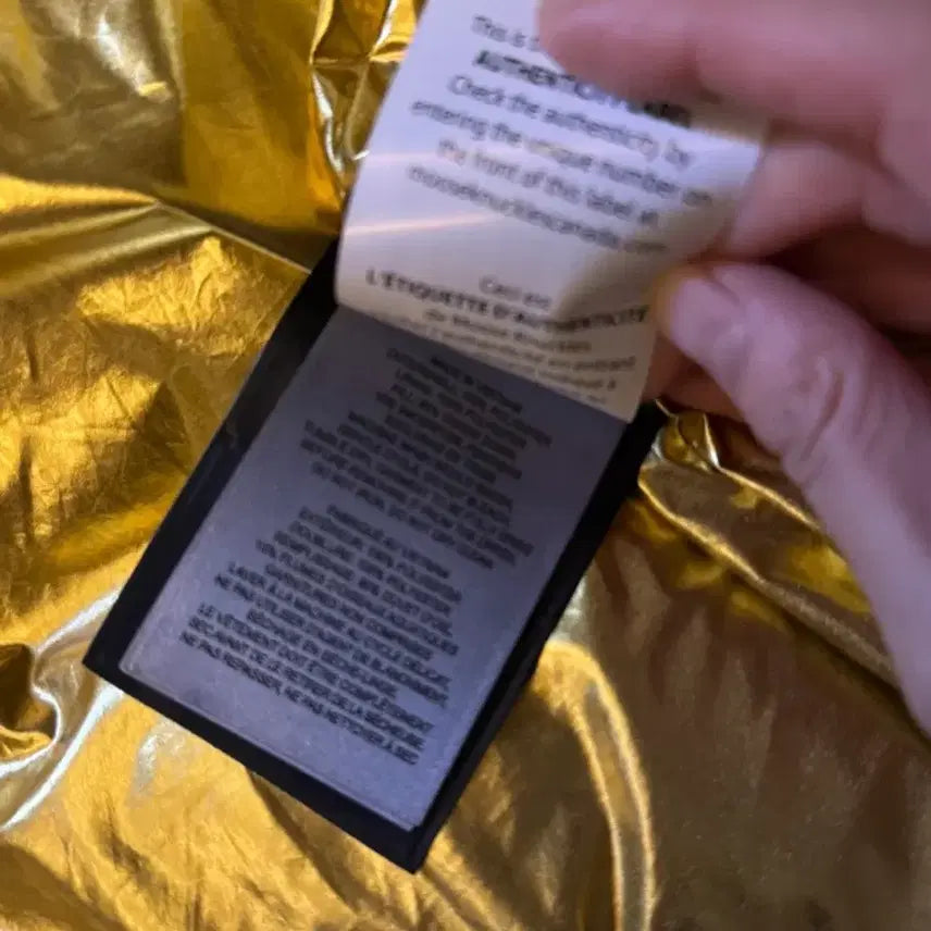 [BUNJANG] Moose Knuckles Mazeno Short Puffer Jacket / 무스너클 숏패딩 눕시