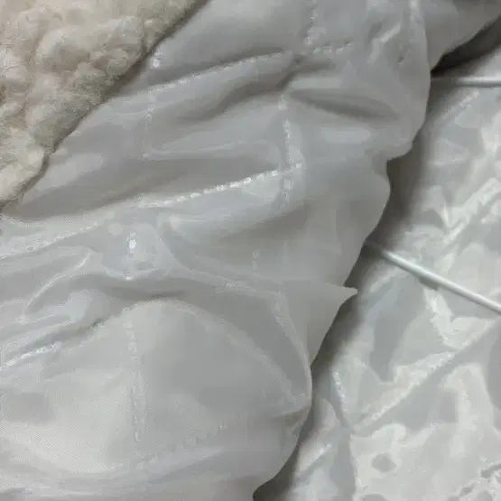 [BUNJANG] White Poodle Coat / 화이트 뽀글이 떡볶이 코트