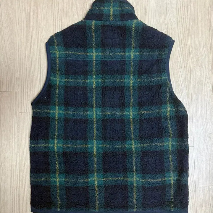 [BUNJANG] Drake's Fleece M Size / 드레익스 플리스 M사이즈