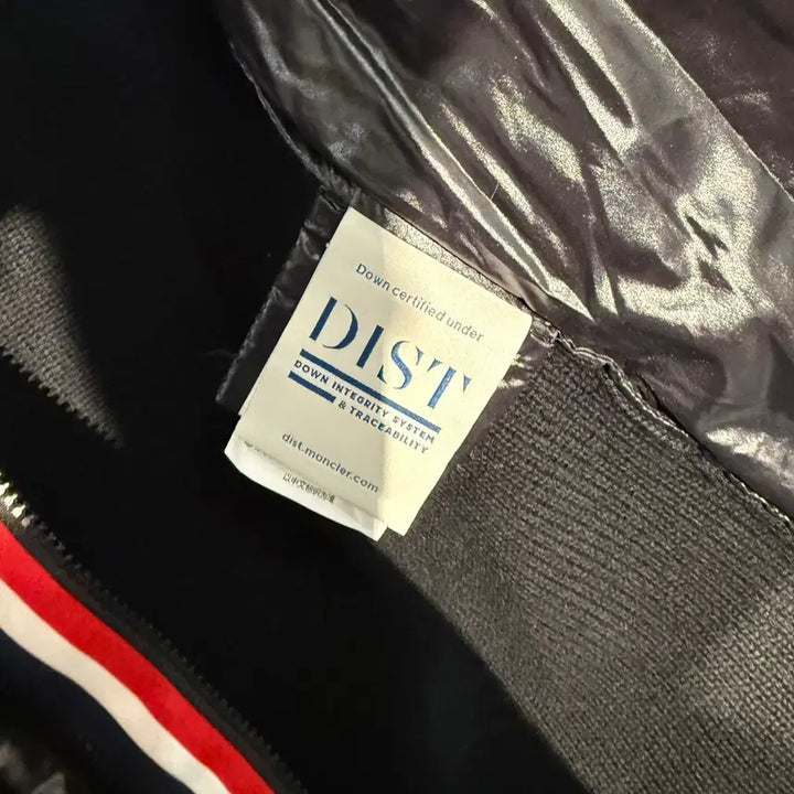 [BUNJANG] Moncler Tricot Knit Padded Jacket / 몽클레어 삼선 유광 트리콧 와펜 니트패딩