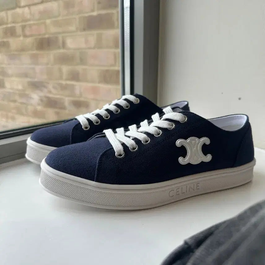 [BUNJANG] Celine Jane Low Canvas Sneakers (Size 36) / (새상품,정품)셀린느 캔버스 제인 로우 스니커즈 36