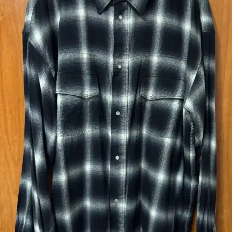 [BUNJANG] Polytelu Losed Check Shirt Western Ink White 4 / 폴리테루 루즈드 체크 셔츠 웨스턴 잉크 화이트 4