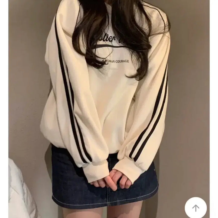 [BUNJANG] Muda Vanilla V-Neck Sweatshirt / [새상품] 무다 바닐라 맨투맨