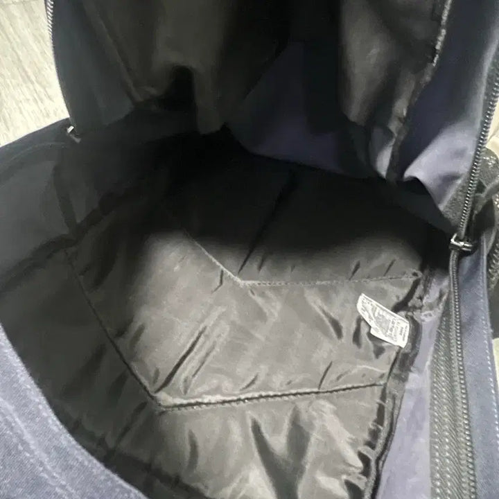 [BUNJANG] Carhartt Kickflip Navy Backpack / 칼하트 킥플립 네이비 백팩