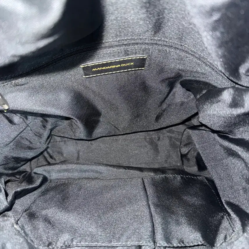 [BUNJANG] Mandarin Duck Black Leather Backpack / 만다리나덕 블랙 가죽 백팩