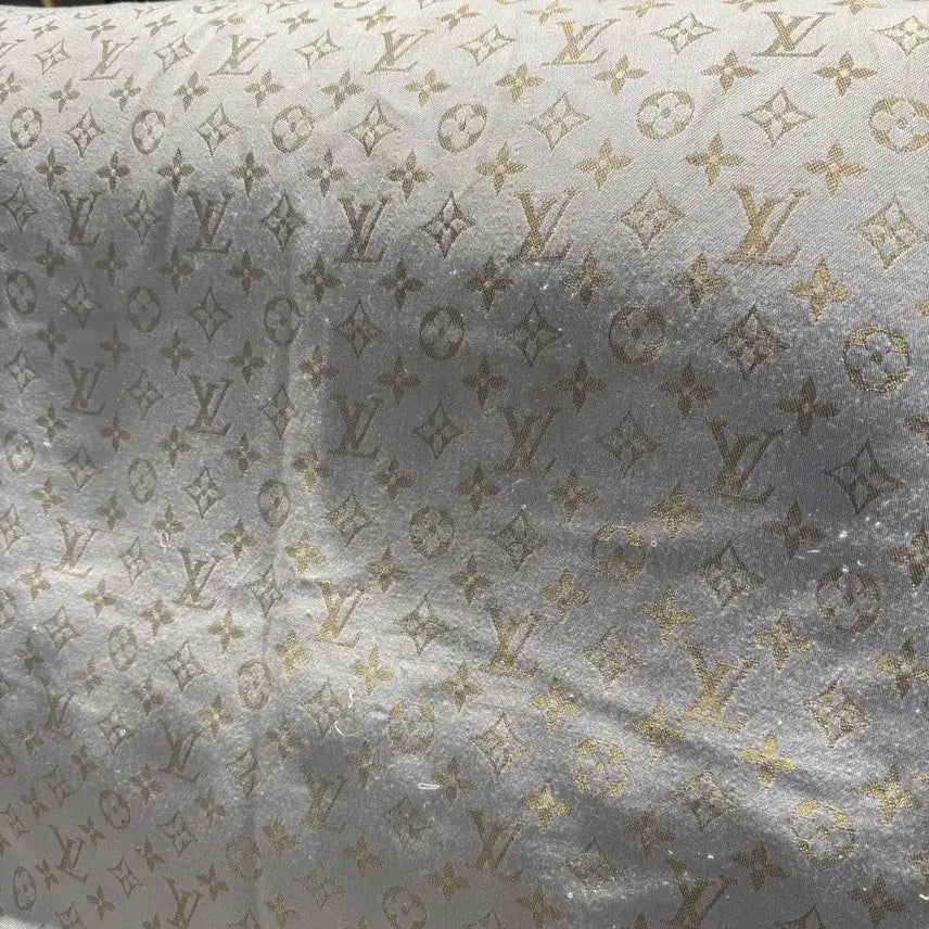 [BUNJANG] Louis Vuitton Monogram Shine Shawl / [정품] 루이비통 모노그램 샤인숄 M75122