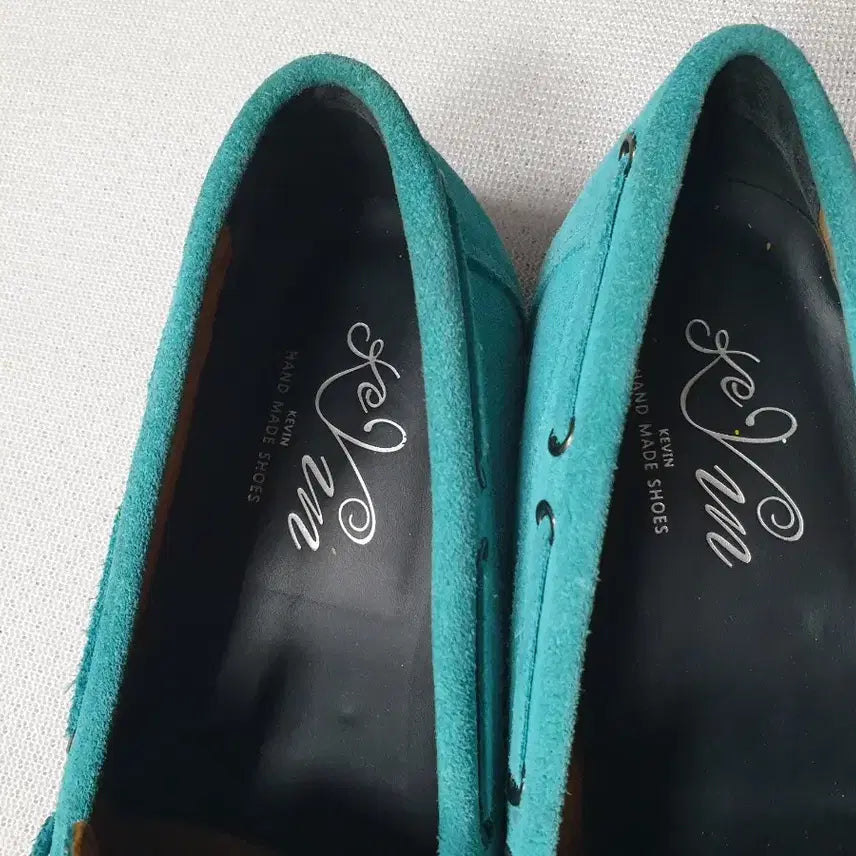 [SOLD OUT] KEVIN 스웨이드 에메랄드 로퍼 슈즈 290