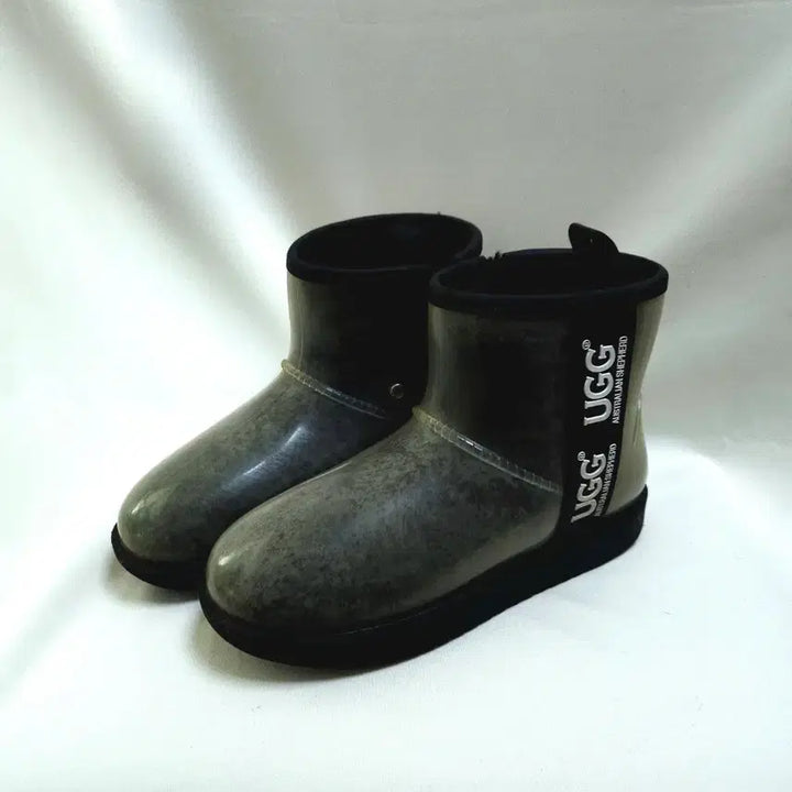 [BUNJANG] UGG Clear Waterproof Boots Green / UGG 클리어 방수 어그부츠 그린
