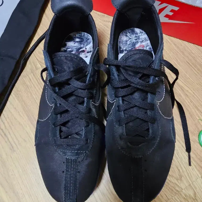 [BUNJANG] Nike Moon Racer Black/Volt 275mm Sneakers / 나이키 문레이서 검파 275(=9.5사이즈)