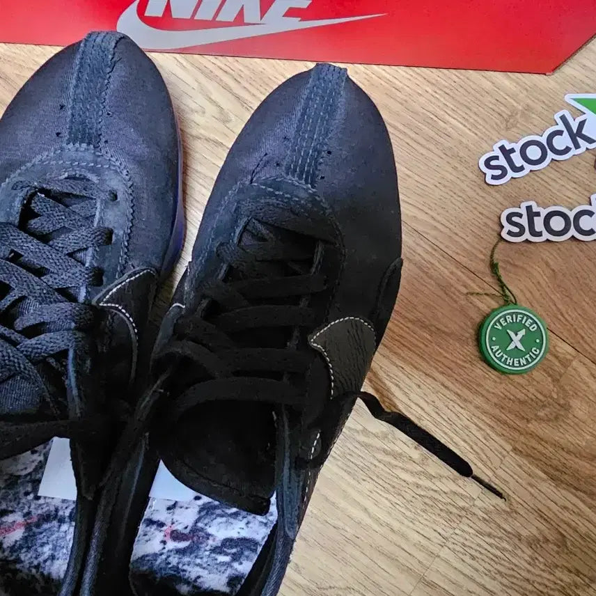 [BUNJANG] Nike Moon Racer Black/Volt 275mm Sneakers / 나이키 문레이서 검파 275(=9.5사이즈)