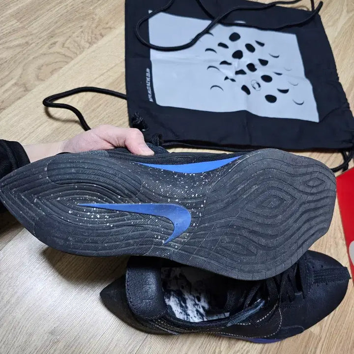 [BUNJANG] Nike Moon Racer Black/Volt 275mm Sneakers / 나이키 문레이서 검파 275(=9.5사이즈)