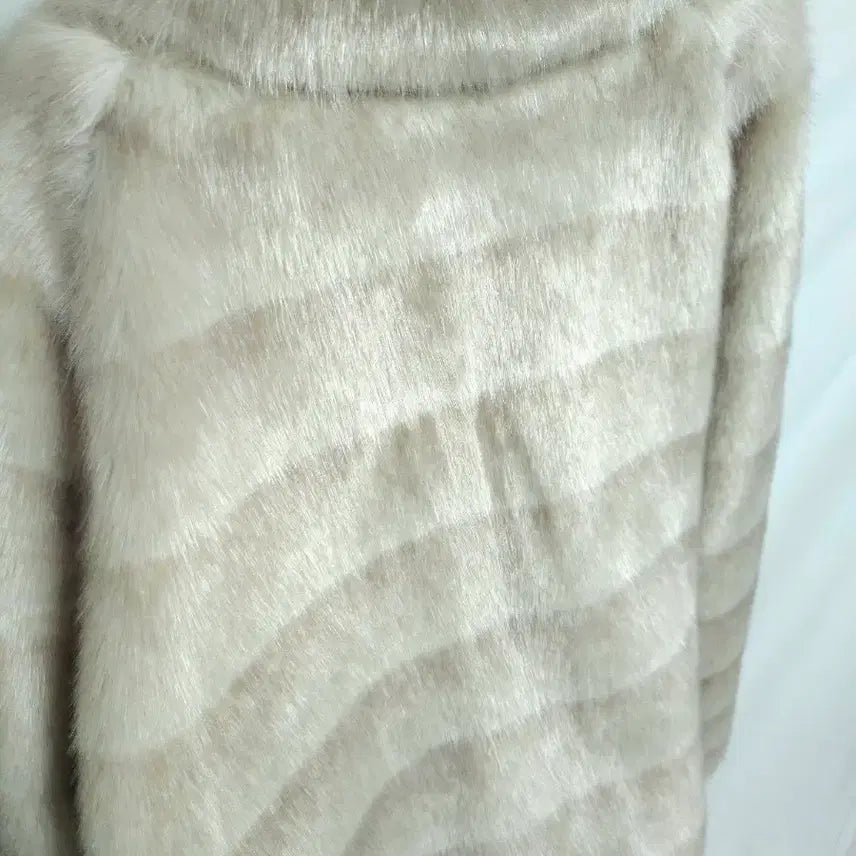 [BUNJANG] Eco Fur Jacket / 연베이지 밀라노밍크 에코 퍼 자켓 새상품급