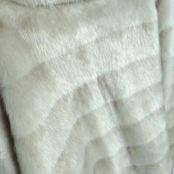 [BUNJANG] Eco Fur Jacket / 연베이지 밀라노밍크 에코 퍼 자켓 새상품급