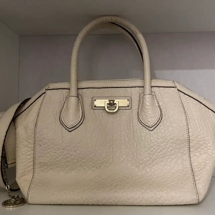 [BUNJANG] DKNY Ivory Leather Tote Shoulder Bag / DKNY 아이보리 가죽 토트 숄더백 가방