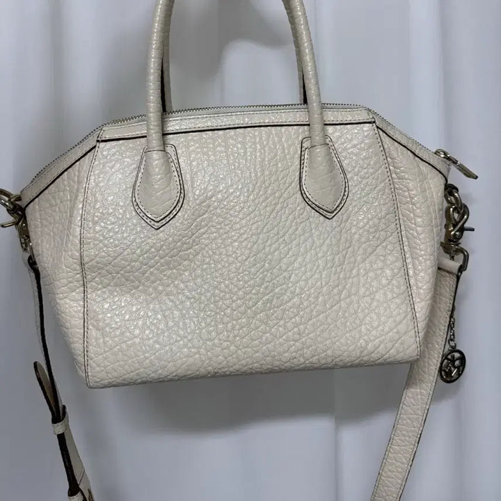 [BUNJANG] DKNY Ivory Leather Tote Shoulder Bag / DKNY 아이보리 가죽 토트 숄더백 가방