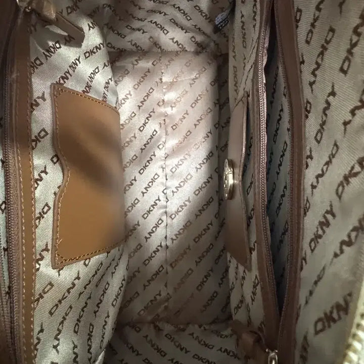 [BUNJANG] DKNY Ivory Leather Tote Shoulder Bag / DKNY 아이보리 가죽 토트 숄더백 가방