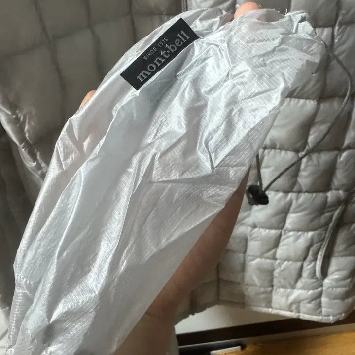 [BUNJANG] Montbell Plasma 1000 Down Jacket Light Silver M / 몽벨 플라즈마 1000 다운 자켓 라이트 실버 m