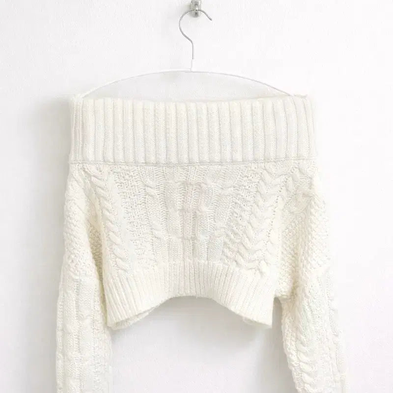 [BUNJANG] Ivory Crop Off-Shoulder Knit Top / [택포]1회시착 아이보리 크롭 오프숄더 니트