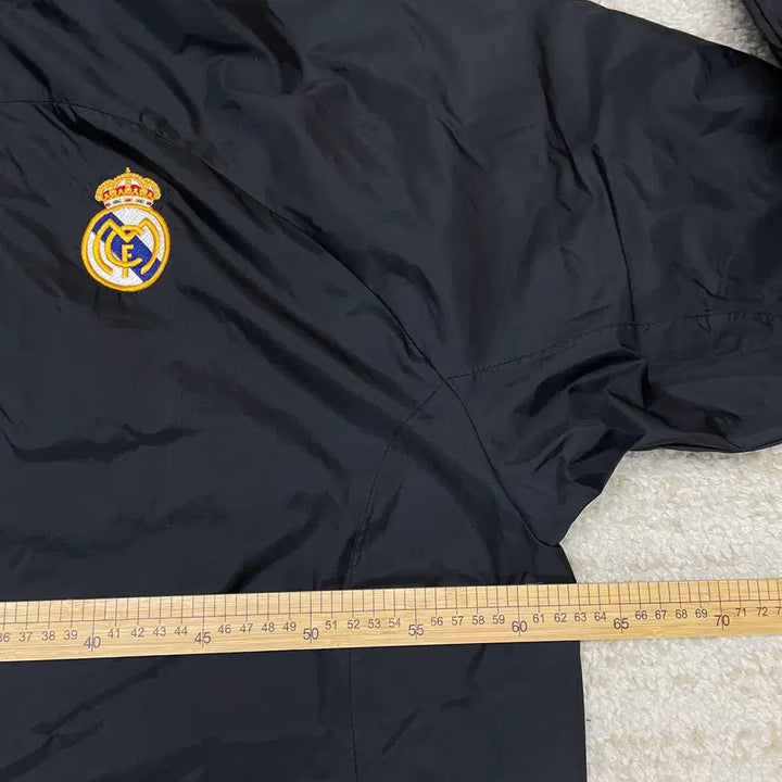 [BUNJANG] Real Madrid Adidas 100th Anniversary Windbreaker / [100] 레알 마드리드 100주년 1902-2002 아디다스 바람막이