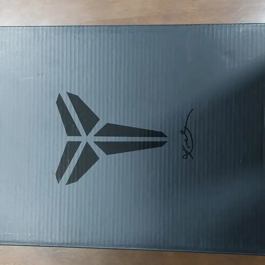 [BUNJANG] Nike Kobe Mamba Focus Custom / 나이키 코비 맘바포커스 285 커스텀