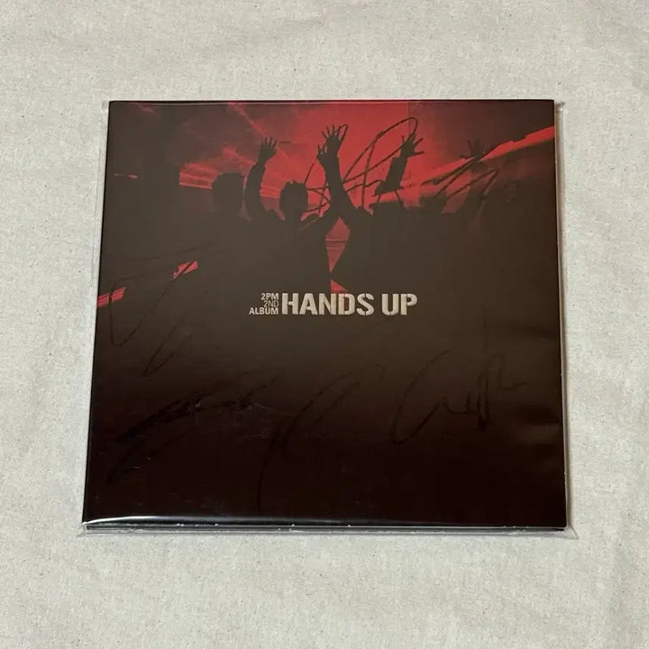 투피엠(2PM) 정규 2집 [HANDS UP] 전원 친필 싸인 비매