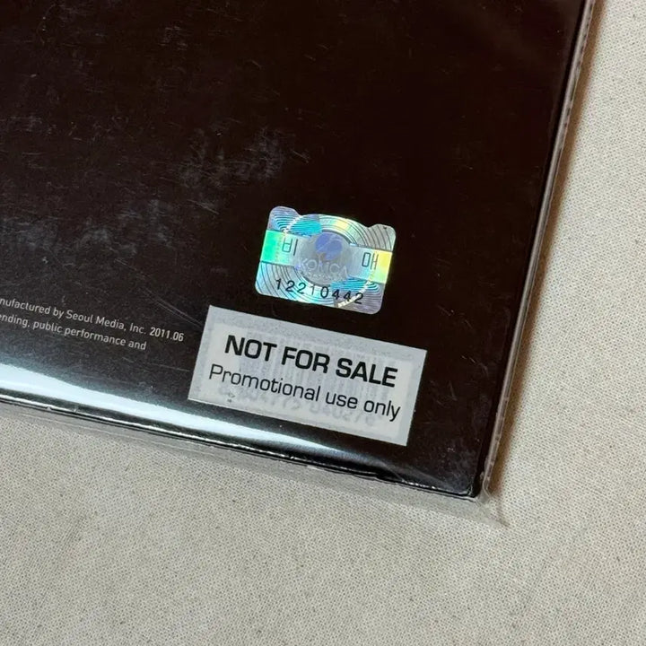 투피엠(2PM) 정규 2집 [HANDS UP] 전원 친필 싸인 비매