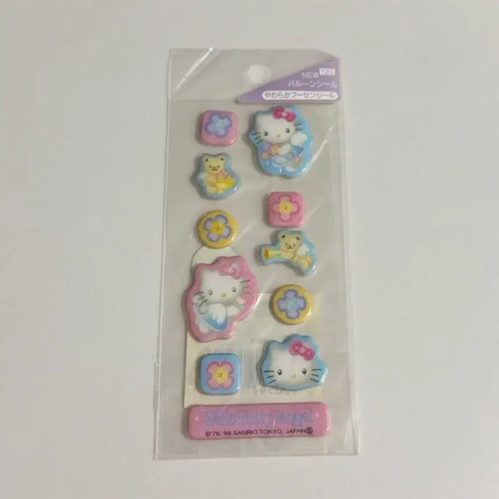 [BUNJANG] Vintage Angel Kitty Epoxy Sticker / 고전 엔젤 키티 에폭시 스티커