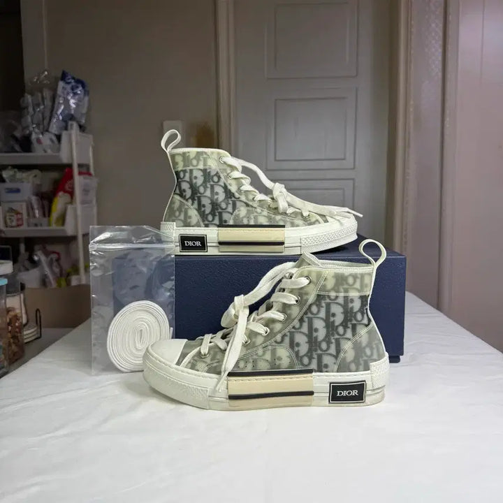 [SOLD OUT] [37사이즈]디올 B23 오블리크 캔버스 하이탑 스니커즈