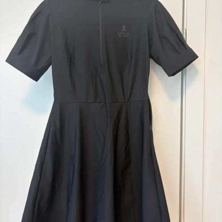 [SOLD OUT] 랑방블랑 여성 골프 원피스 블랙 XS / 미사용
