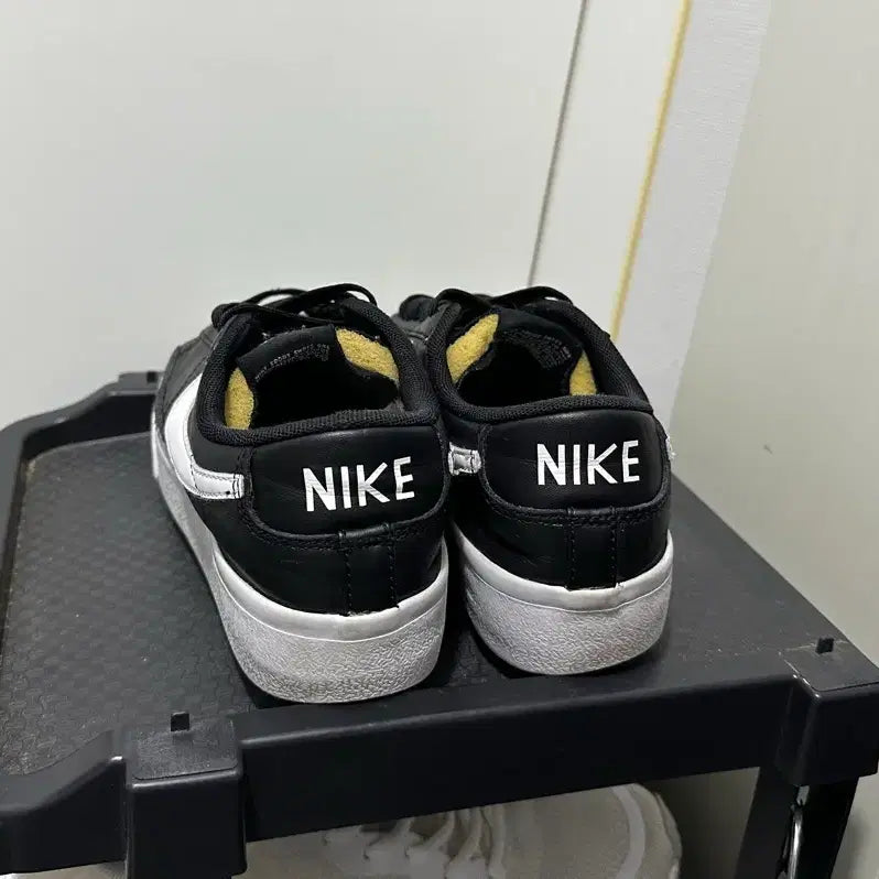 [BUNJANG] Nike Blazer Low 77 Platform Sneakers / 나이키 운동화 235 블레이저 플랫폼 판매합니다