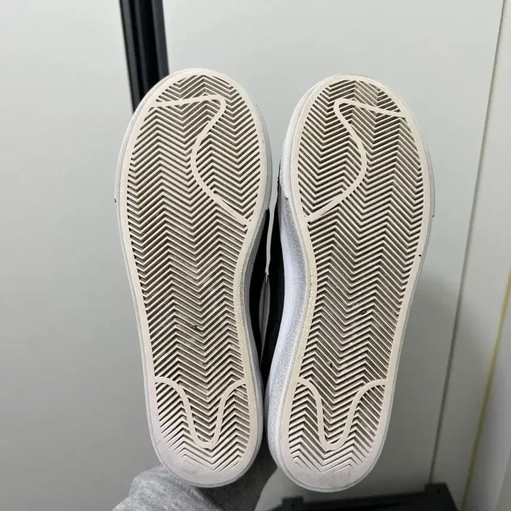 [BUNJANG] Nike Blazer Low 77 Platform Sneakers / 나이키 운동화 235 블레이저 플랫폼 판매합니다