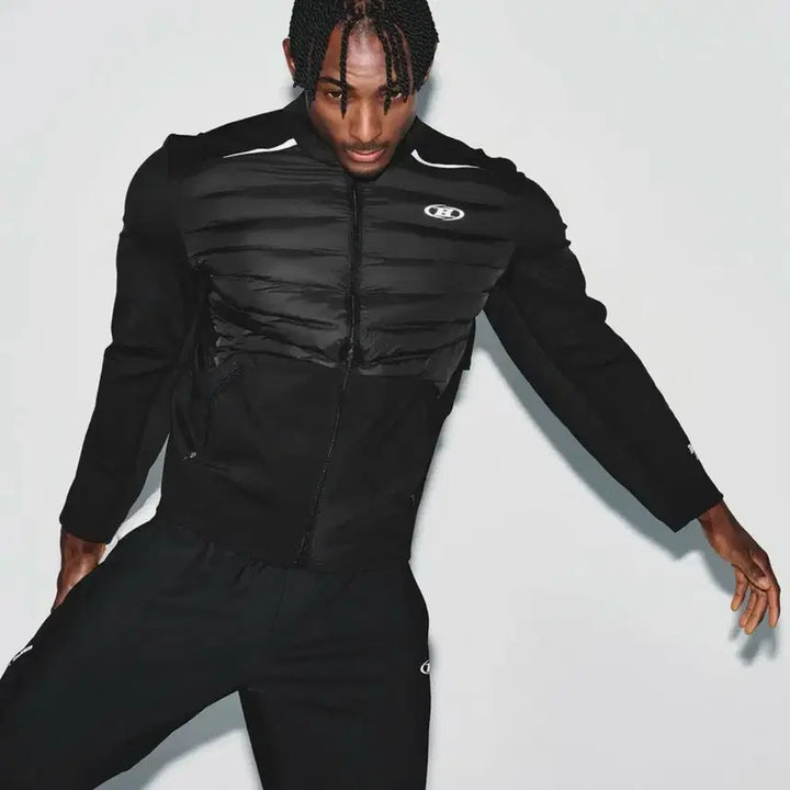 [BUNJANG] Born to Win Training Jacket (Black, Size 4) / 본투윈트레이닝자켓 블랙 4사이즈 판매합니다.