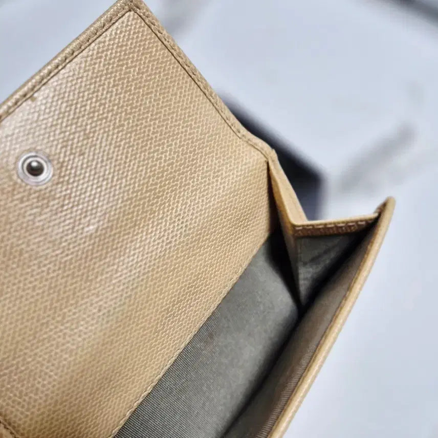 [BUNJANG] Chanel Leather Bifold Wallet / (정품) 샤넬 가죽 반지갑