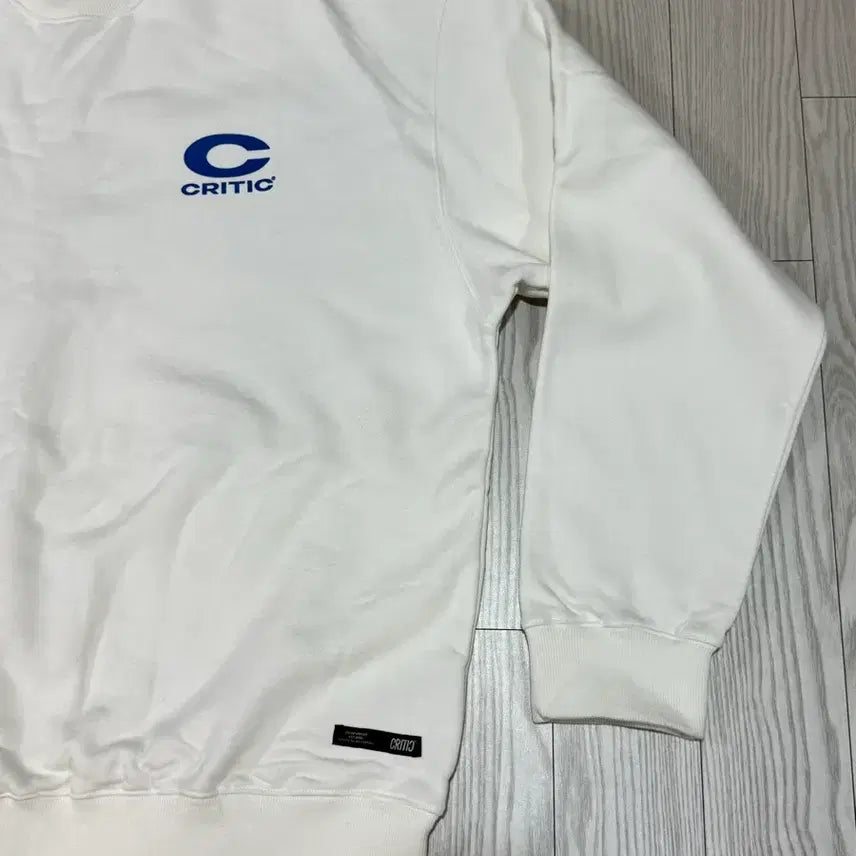 [BUNJANG] Critic Logo White Sweatshirt / 크리틱 맨투맨 xl (기모0)상태a급
