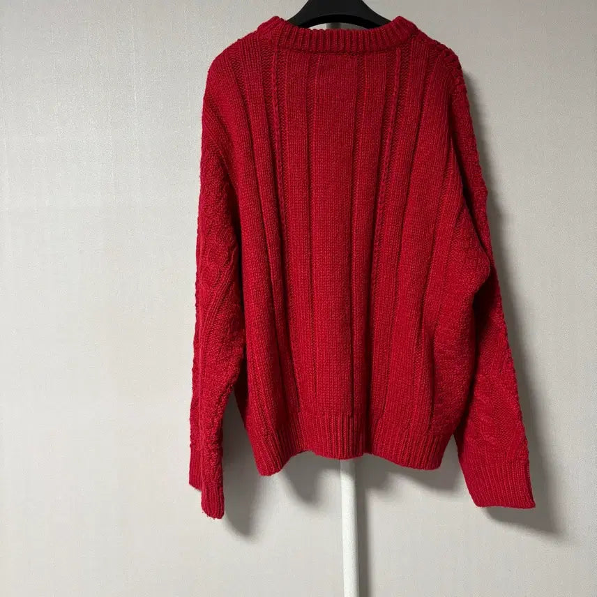 [SOLD OUT] ami레드 꽈배기 니트 (오버핏)