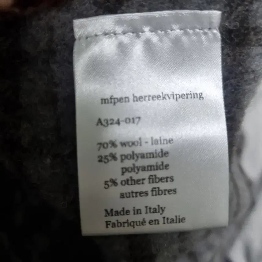 [BUNJANG] mfpen Scarf / mfpen 머플러